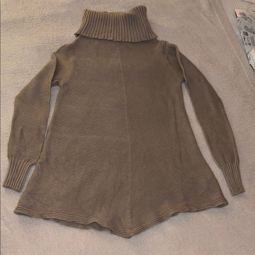 Renuar Tunic Sweater